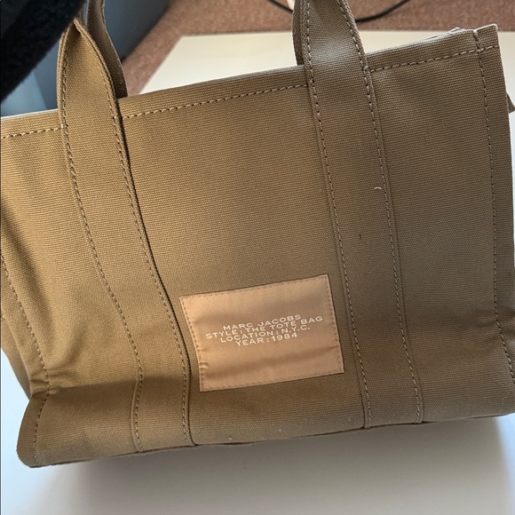 Marc Jacobs Olive Green Tote Bag - Picture 3 of 5
